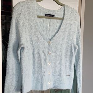 Abercrombie & Fitch cropped button cardigan 💙